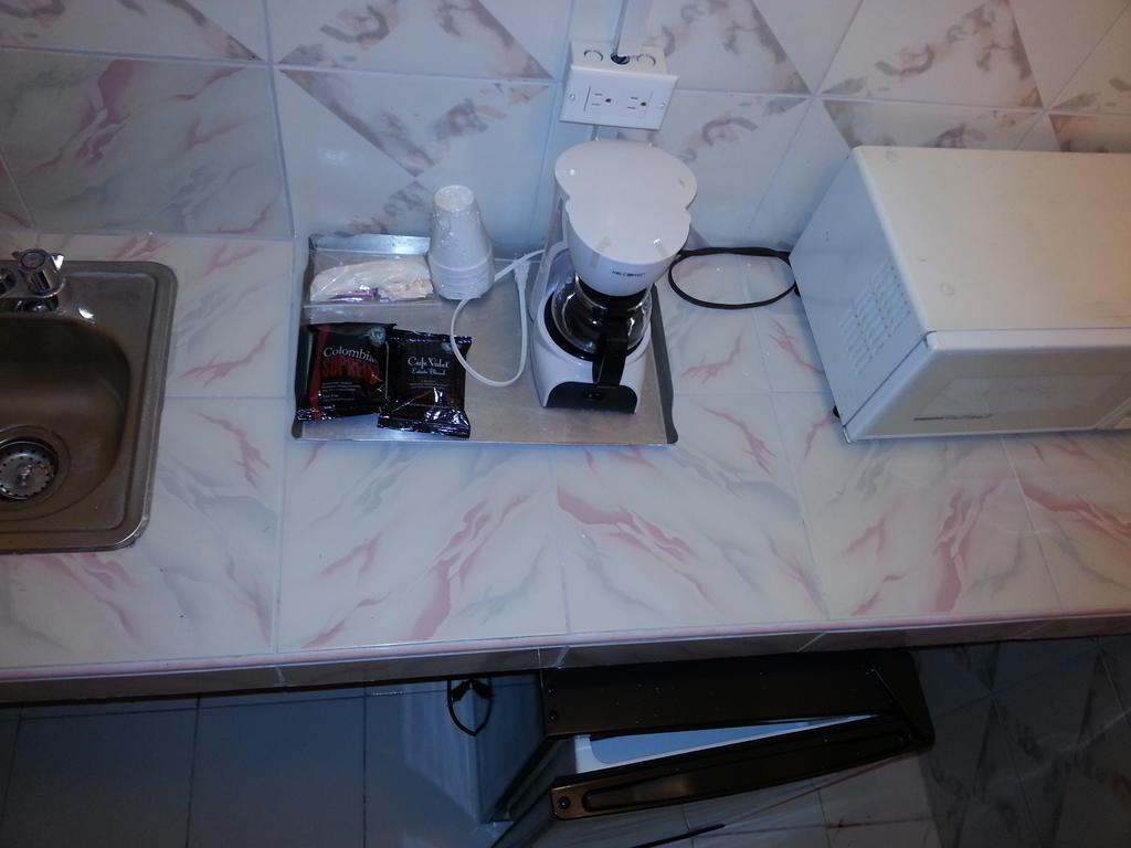 Executive Mammee Bay Hotel Ocho Rios Eksteriør bilde